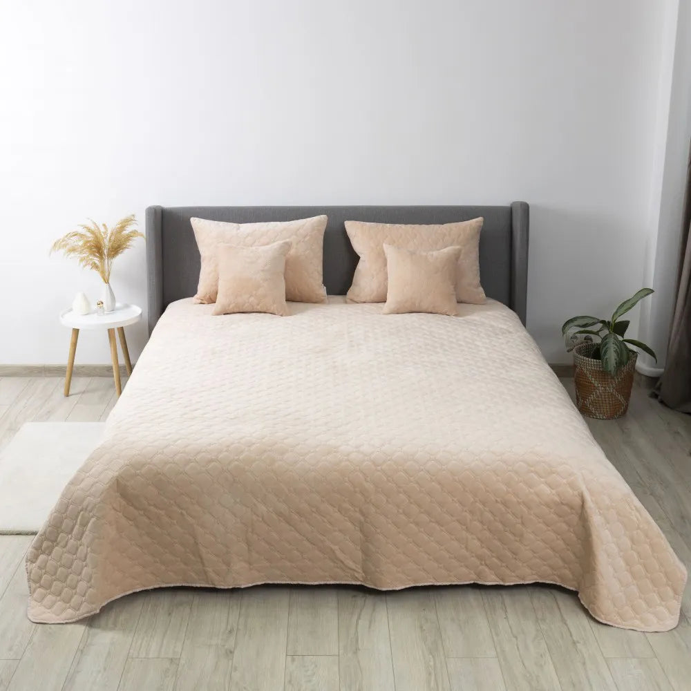 Luxurious Velour Bedspread  Peach